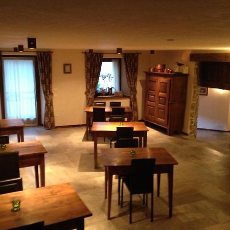 Le Petit Relais Hotel Valpelline Kültér fotó