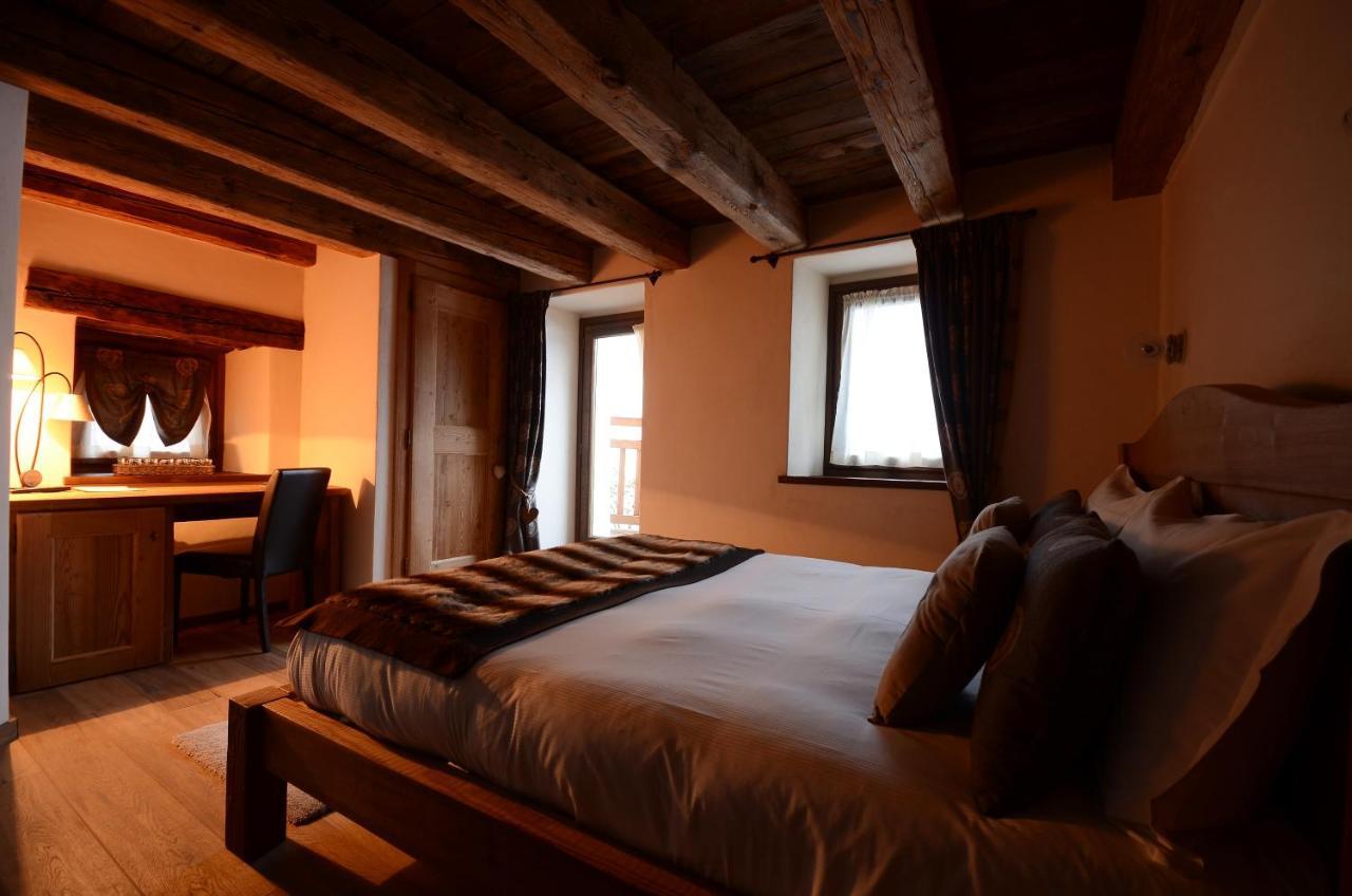 Le Petit Relais Hotel Valpelline Kültér fotó