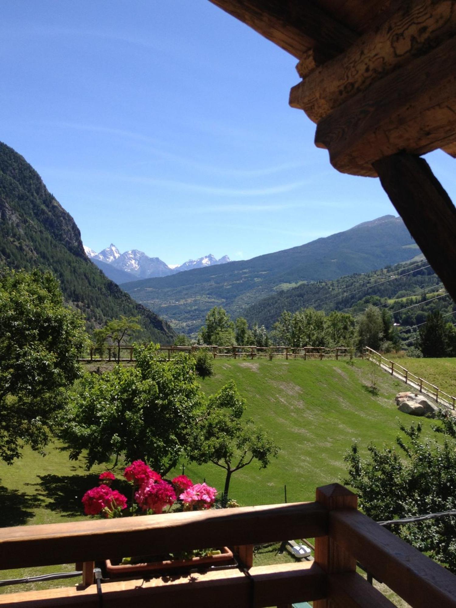 Le Petit Relais Hotel Valpelline Kültér fotó