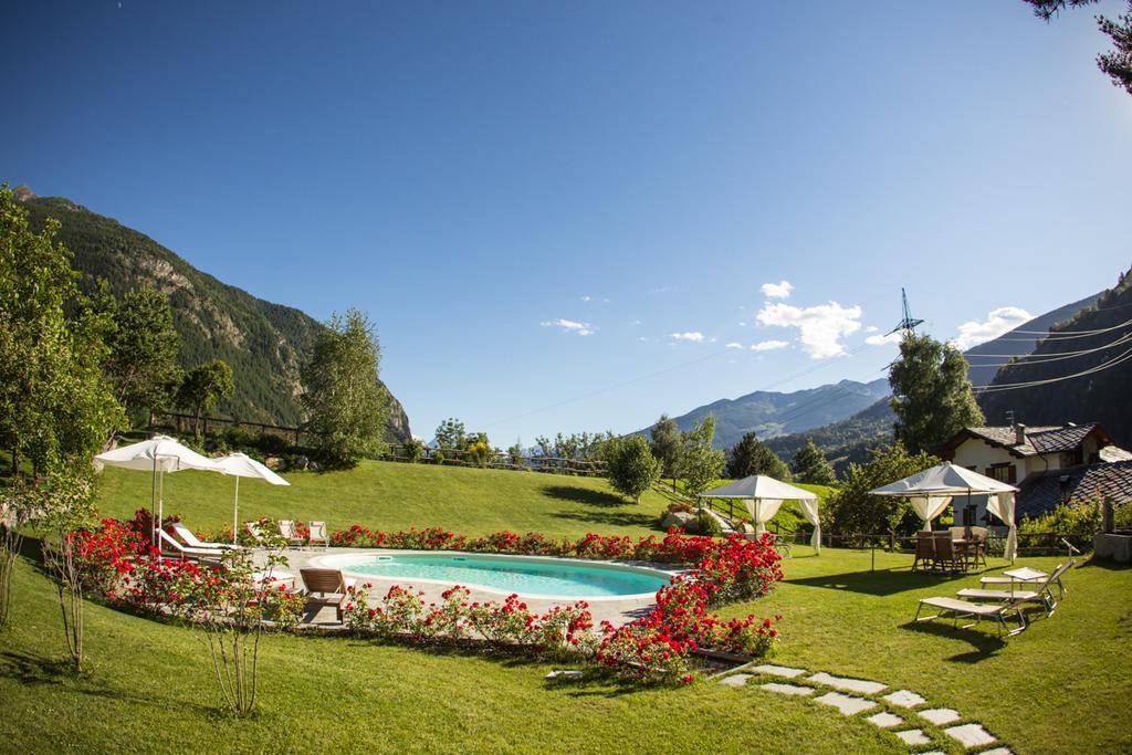 Le Petit Relais Hotel Valpelline Kültér fotó
